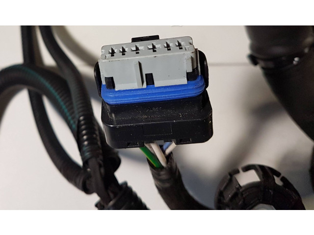 Pojistková skříňka 9824510780, 9826717980 Peugeot 208 2021