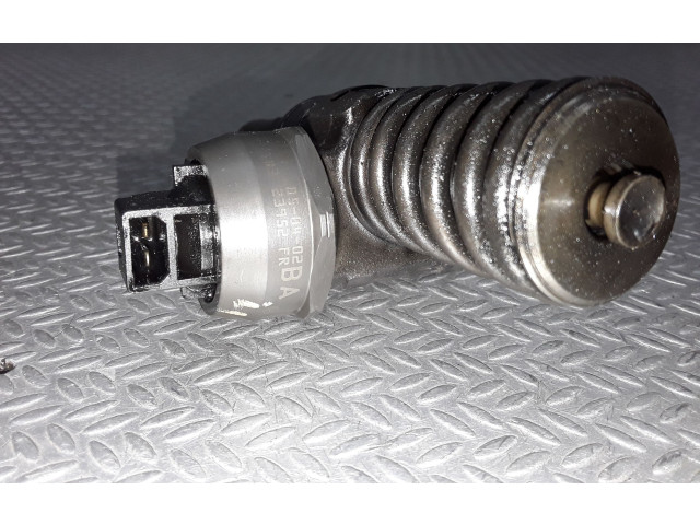 Жиклер (жиклеры) (форсунка (форсунки) 038130073AG Skoda Octavia Mk2 (1Z)