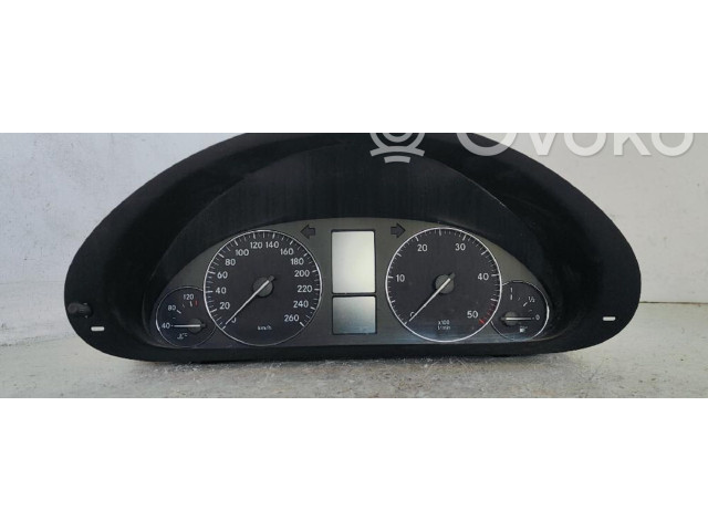 Přístrojová deska Mercedes-Benz C W203 2016 A2035409547