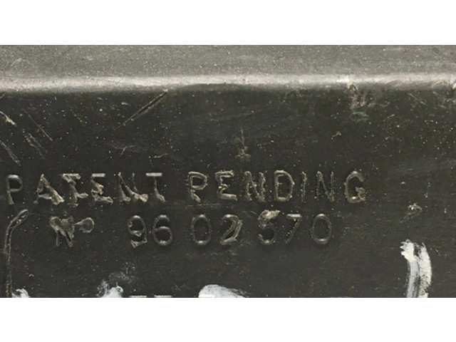 Моторчик заднего дворника 9602570    Jeep Liberty