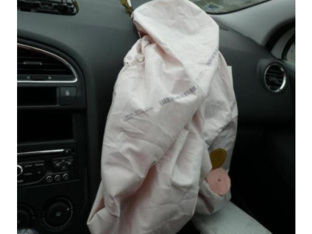 Блок управления климат-контролем 6452P2   Peugeot 5008