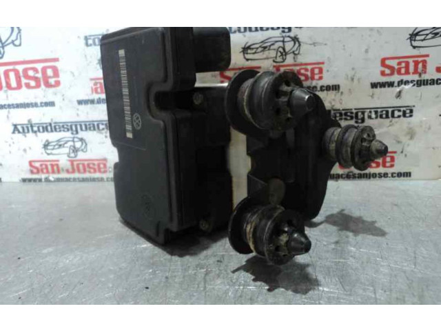 Jednotka ABS IK0907379P   Volkswagen Caddy 2007