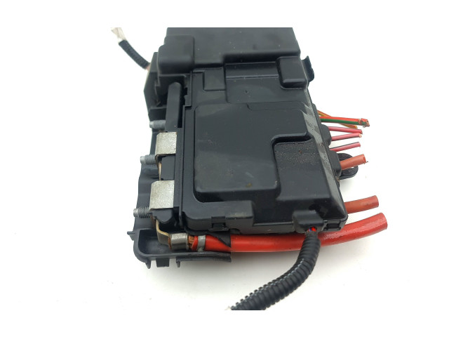 Блок предохранителей 30659092 Volvo S60