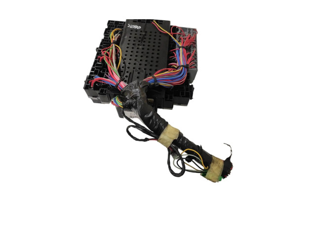 Блок предохранителей  9401802, 189527906   Volvo XC90    