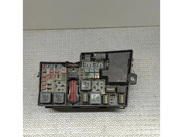 Pojistková skříňka 3M5T14A067BB, 518804000 Ford Focus C-MAX 2004