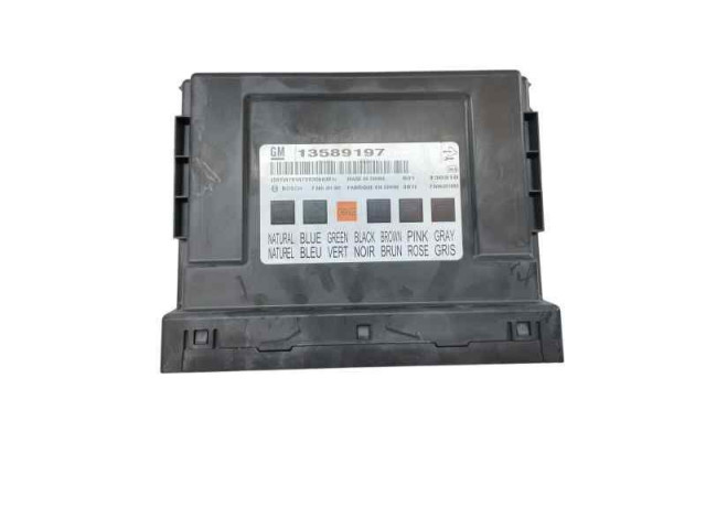 Блок управления 13589197 Chevrolet Trax