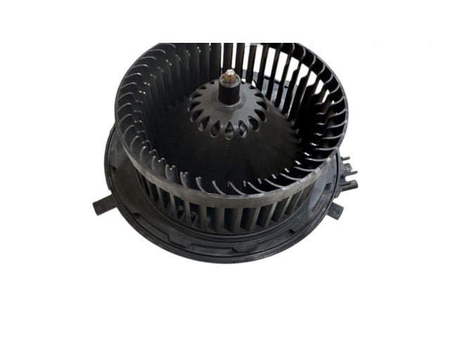 Вентилятор печки    5Q1819021E, 0130115576   Volkswagen e-Golf
