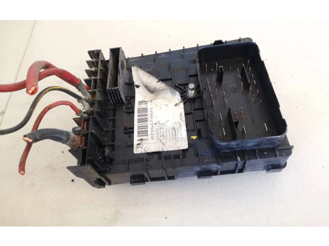 Блок предохранителей 1k0937125a Volkswagen Caddy