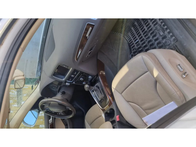 Моторчик заднего дворника 8R0955711C    Audi Q5 SQ5