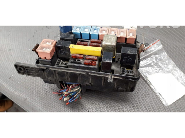 Pojistková skříňka 91211-29000 Hyunda Lantra I 1992