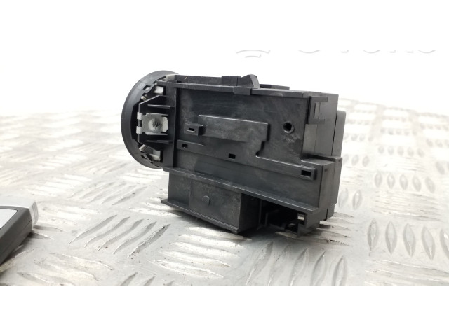 Зеркало электрическое        Volkswagen PASSAT B7  2011 - 2014 года   