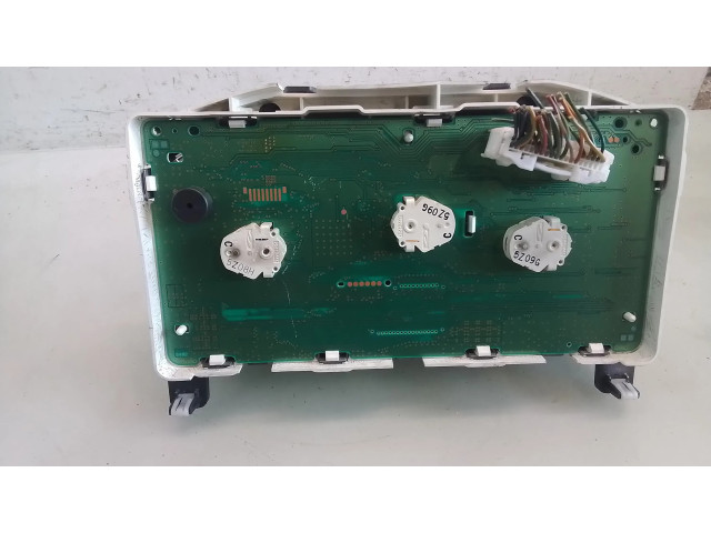 Přístrojová deska Nissan Note (E11) 2006 9U30D, 6602674