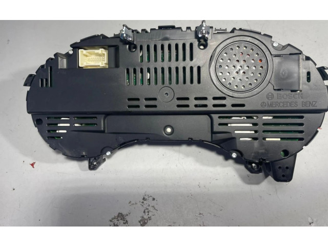 Панель приборов A1769009300   Mercedes-Benz A W176       