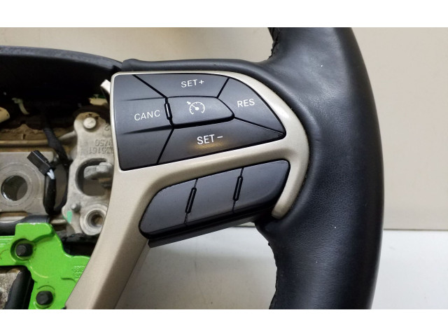 Руль Jeep Cherokee  2013 - 2020 года P1UU342X9AD      