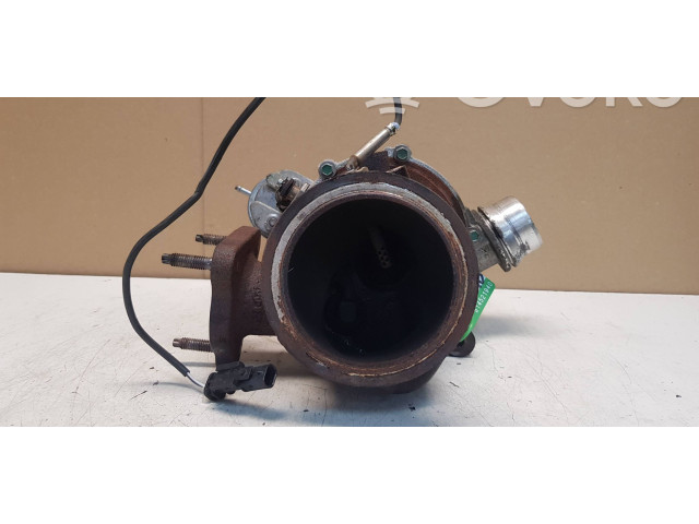 Рычаг переключения передач 31380130    Volvo V40