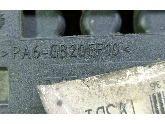 Блок предохранителей 9441607   Volvo S80