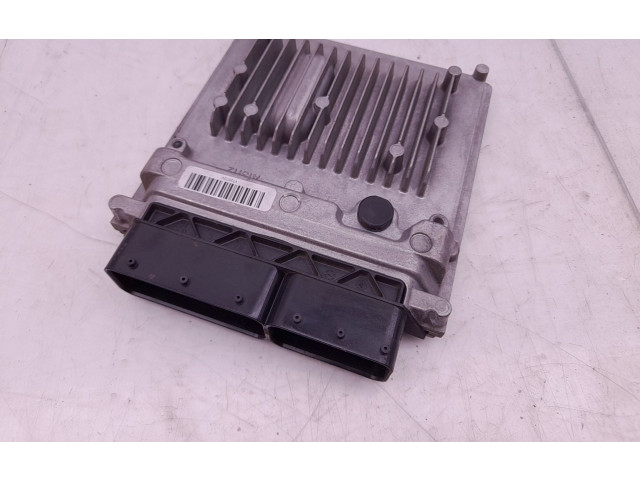 Řídící jednotka A6519009702, A6519011102   Mercedes-Benz GLA W156 2015