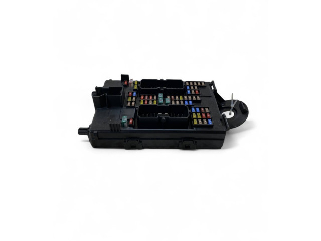 Блок предохранителей 32142591 Volvo XC90