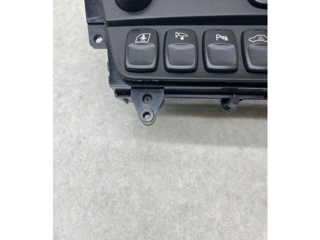 Блок управления климат-контролем 30746022, 06W18E04   Volvo XC70