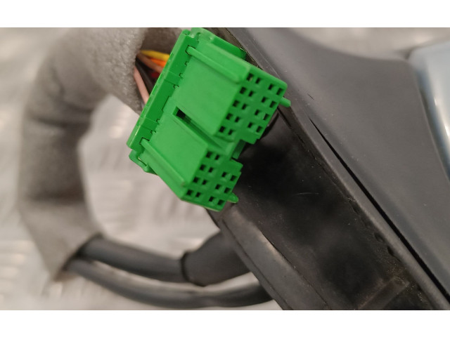 Зеркало электрическое Volvo V70 2000 - 2004 года