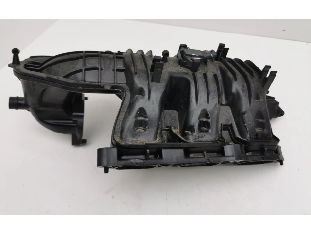 Поршень Всасывающий коллектор DLAA Skoda Octavia Mk4