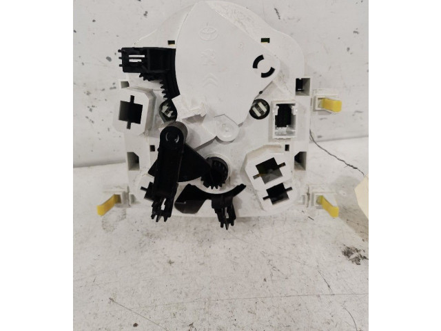 Блок управления климат-контролем 55900YV020, E1078896   Peugeot 108