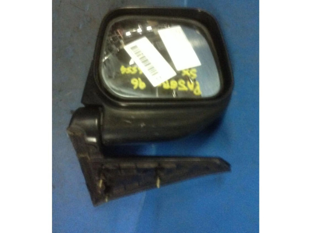 Zpětné zrcátko  Mitsubishi Pajero 2001    