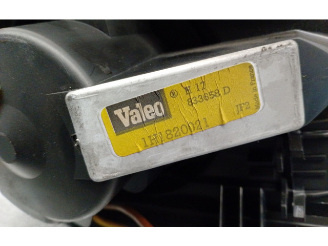 Вентилятор печки 1H1820021, 833658D Volkswagen Golf SportWagen