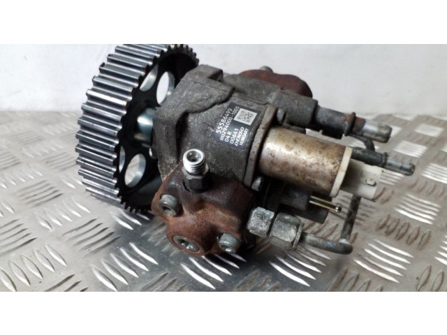 Топливный насос