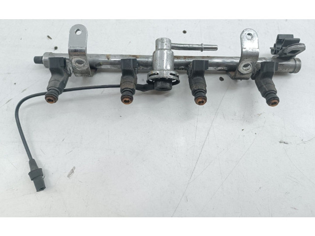 Топливная рампа 04891337AB Mini One - Cooper R50 - 53