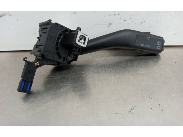 Ручка стеклоочистителей 1K0953519A Volkswagen Golf SportWagen