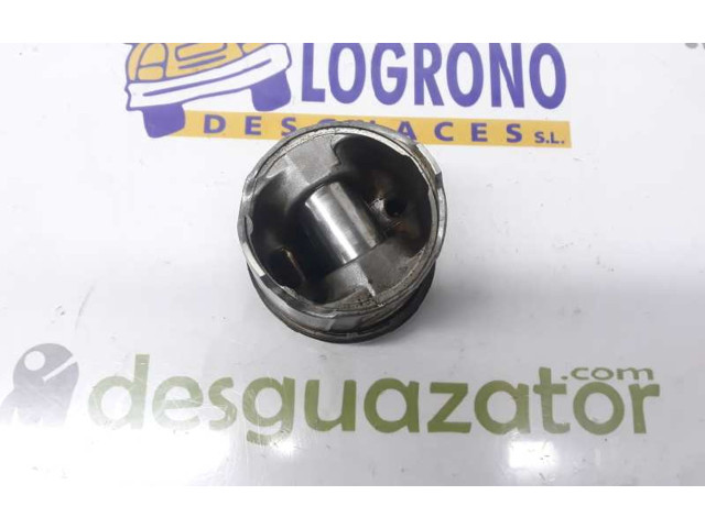 Píst 7701474884, 7701474884 Renault Megane II