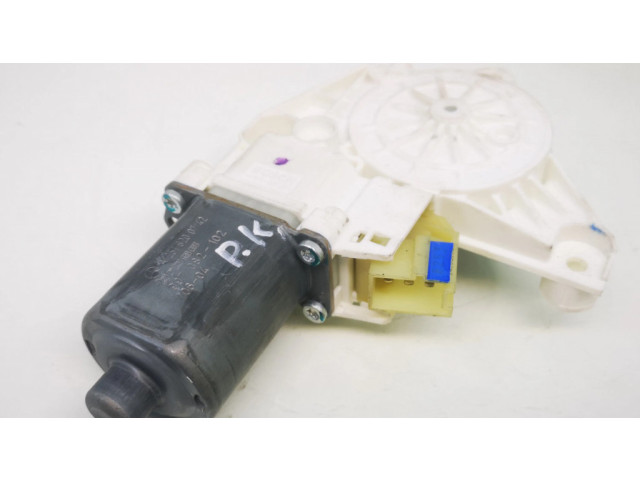 Передний двигатель механизма для подъема окон