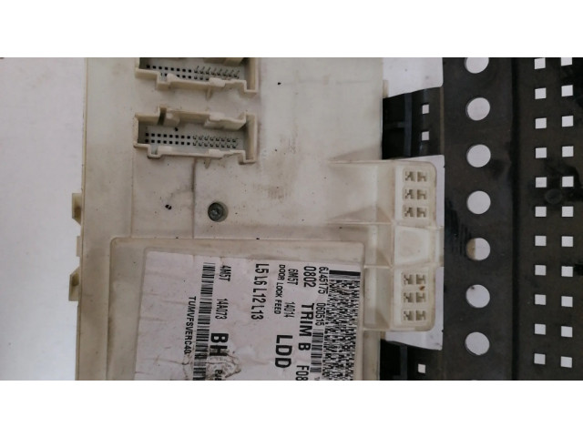 Блок предохранителей 97RA000001, 97RA012018 Ford Focus