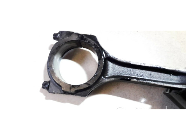 Píst 24879a Ford Mondeo Mk III pro naftový motor 2.0