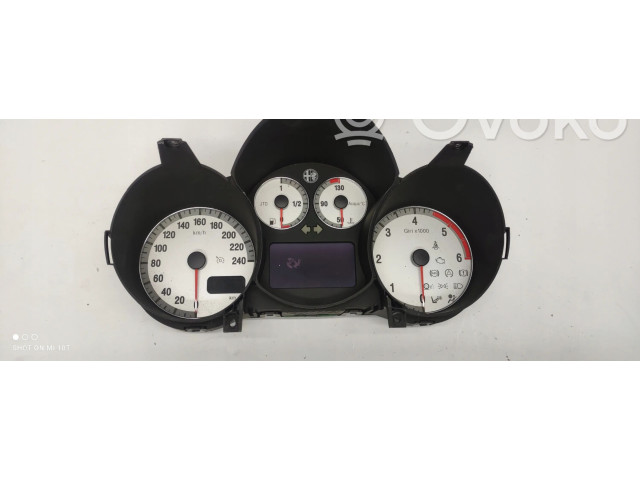 Панель приборов 15607345   Alfa Romeo GT       