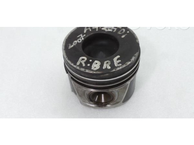 Píst 7901J Audi RS4 B7