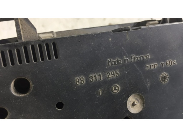 Панель приборов 88311295, 87001376 Mercedes-Benz Sprinter W901 W902 W903 W904