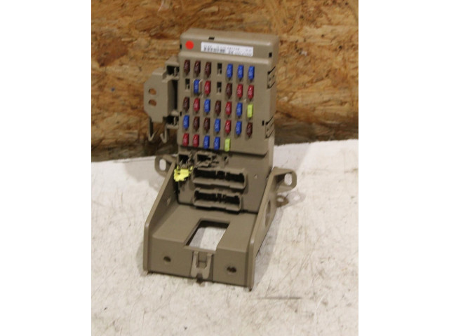 Блок предохранителей 82201FJ200 Subaru Forester SJ