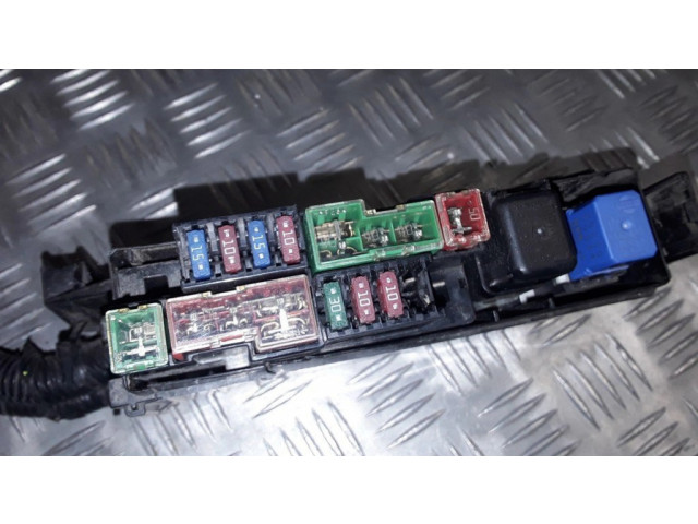 Блок предохранителей 7154705530, 72545226   Nissan Murano Z50    