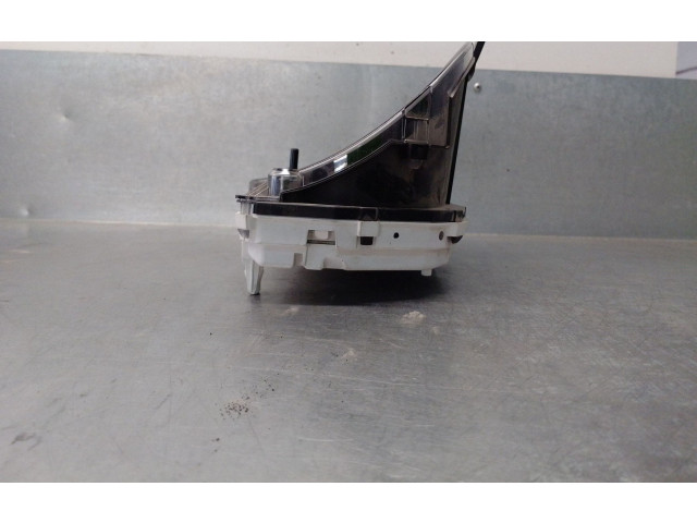 Панель приборов 8100C770 Mitsubishi L300, Cosmos