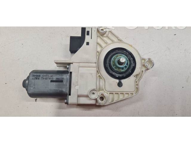 Передний двигатель механизма для подъема окон