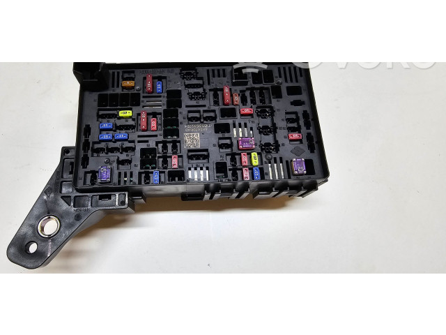 Блок предохранителей 68347016AD Jeep Grand Cherokee WL