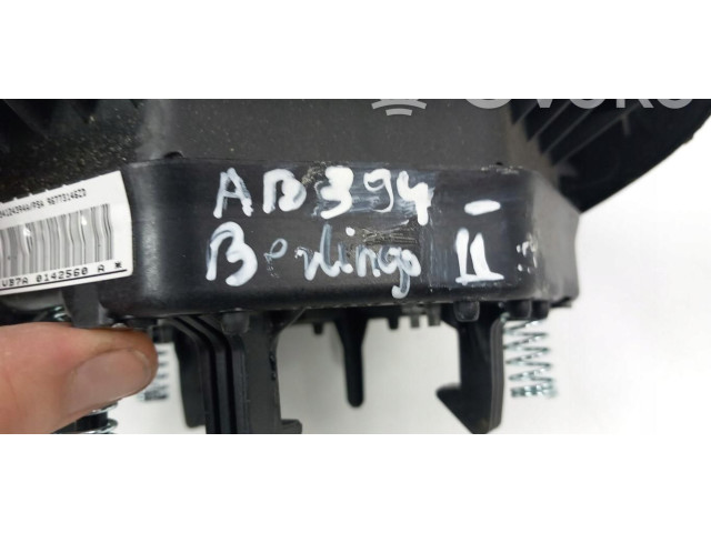 Подушка безопасности водителя Citroen Berlingo