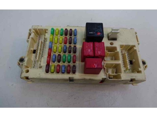 Pojistková skříňka Řídící jednotka BSM 60686059 Alfa Romeo Brera 2007