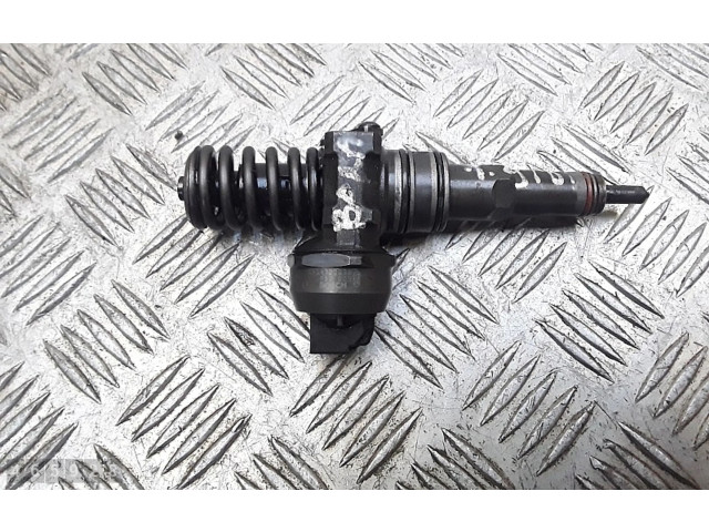 Форсунка 045130073t    Volkswagen Bora   