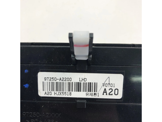 Блок управления климат-контролем 97250A2200   KIA Ceed