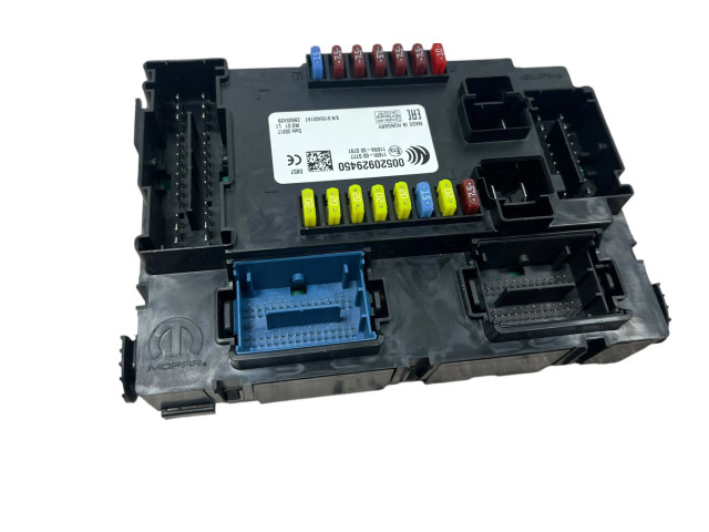 Блок предохранителей 52079499AC Jeep Grand Cherokee (WJ)