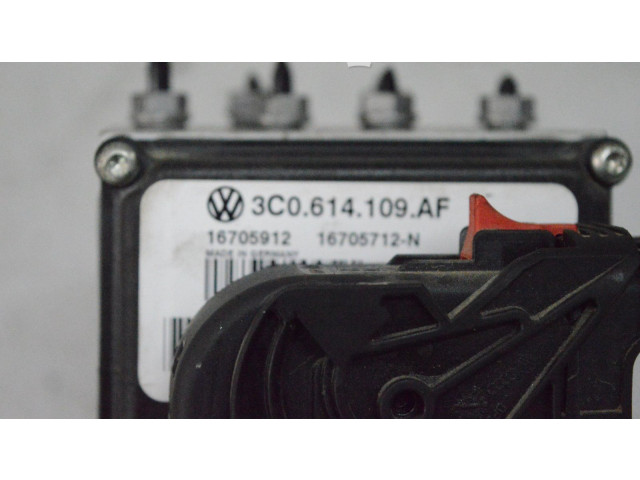 Блок управления АБС    Volkswagen PASSAT B6