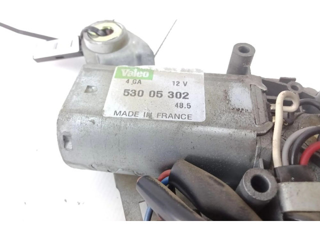 Моторчик заднего дворника 53005302    Peugeot 306